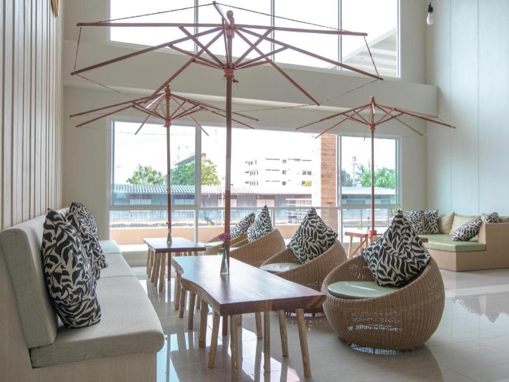 Prachuap Grand Hotel Πράτσουατ Κίρι Χαν Εξωτερικό φωτογραφία