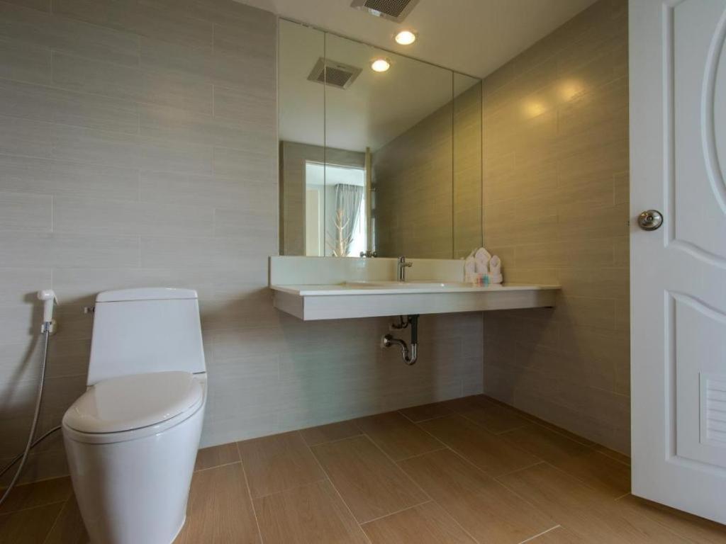 Prachuap Grand Hotel Πράτσουατ Κίρι Χαν Εξωτερικό φωτογραφία