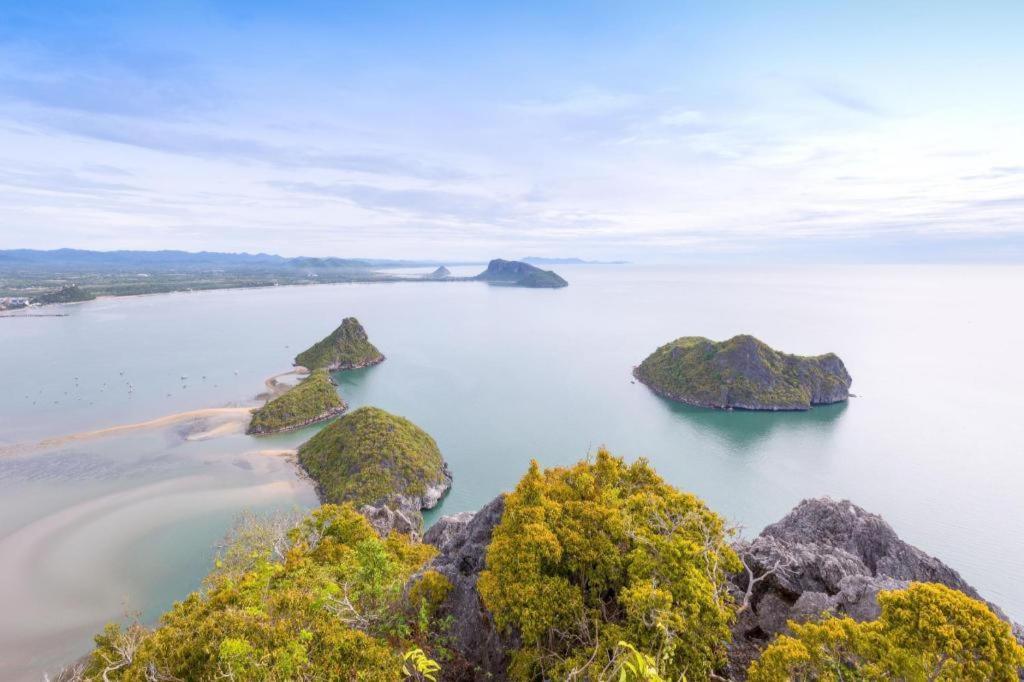 Prachuap Grand Hotel Πράτσουατ Κίρι Χαν Εξωτερικό φωτογραφία
